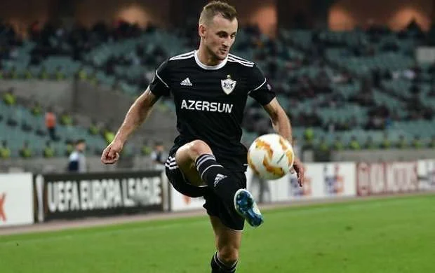 Maksim "Ferentsvaroş"la səfər matçında oynayacaq?  