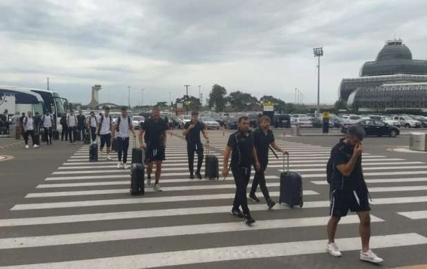 "Qarabağ" Macarıstana yola düşdü 