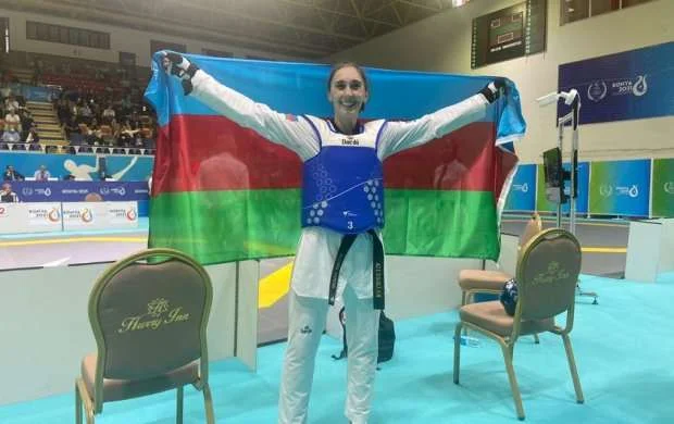 İslamiada: Azərbaycan taekvondoçularından bir dəst medal 