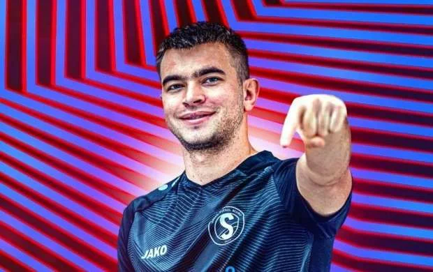 Bakı klubu dünya çempionunu heyətinə qatdı 