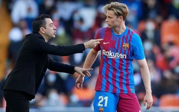 Xavi de Yonq və Obameyanqın getməsini istəyir? - Özü dedi   