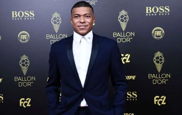 Mbappe: "Qızıl top"u tezliklə qazanmaq istəyirəm" 