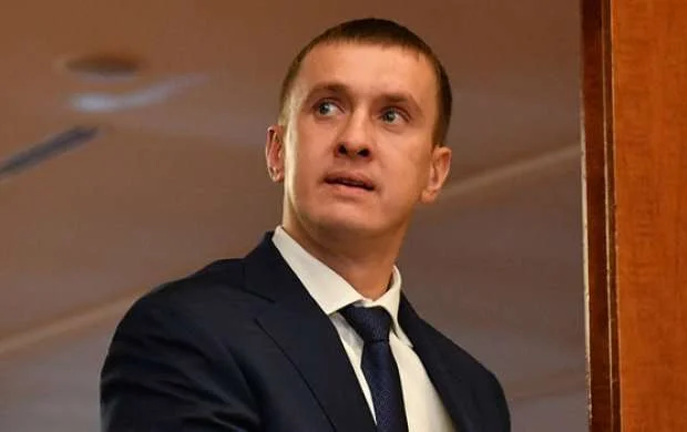 Erməninin postunu Alayev tutdu 