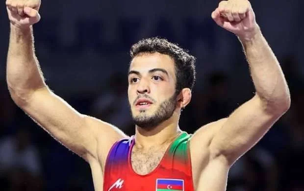Azərbaycan güləşçisi dünya çempionu oldu 