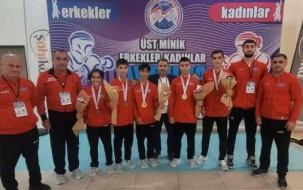 Azərbaycan Avropa birinciliyini 5 medalla başa vurdu 