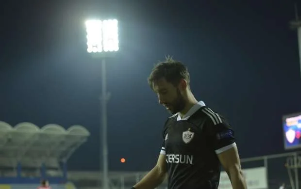 "Bu, futboldur, irəliyə baxmaq lazımdır" - Filip Ozobiç 