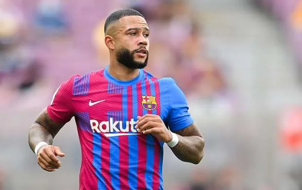Depay bu mövsümü hansı klubda keçirəcək? 