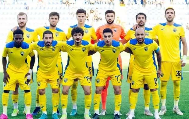 "Kəpəz" 2 futbolçusunu əvəzedici komandaya göndərdi 