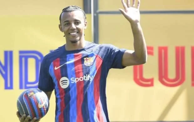 "Barselona"nın futbolçusu "Çelsi"yə sataşdı 