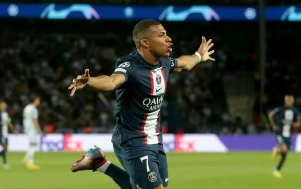Mbappe Messini geridə qoydu 