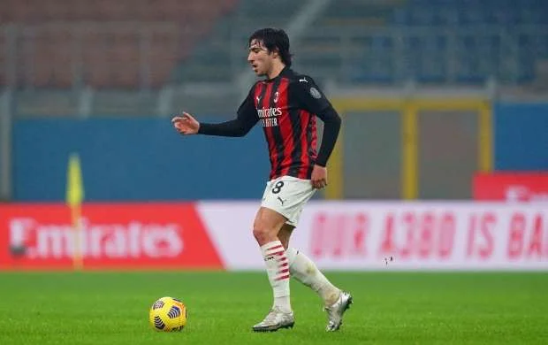 "Milan" Tonali ilə yeni müqavilə imzaladı 