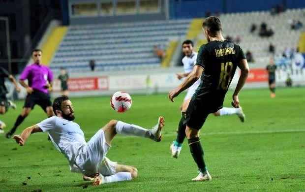 “Neftçi” səfərdə sevindi, “Qarabağ” öz meydanında – Tura baxış 