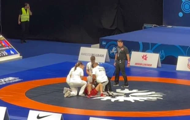 Qadın güləşçimiz dünya çempionatında zədələndi 