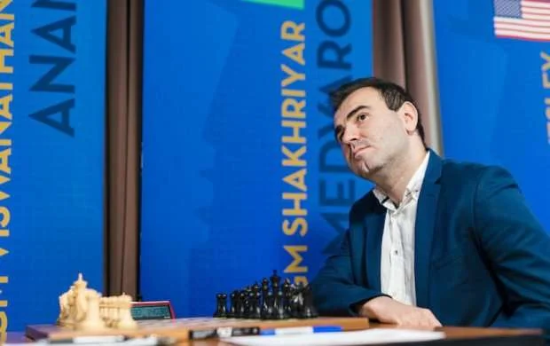 "Champions Showdown": Məmmədyarov Nakamuranı yenib Karuanaya uduzdu 