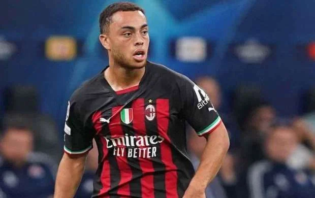 Dest "Milan"da qalmaq üçün əlindən gələni edəcək 