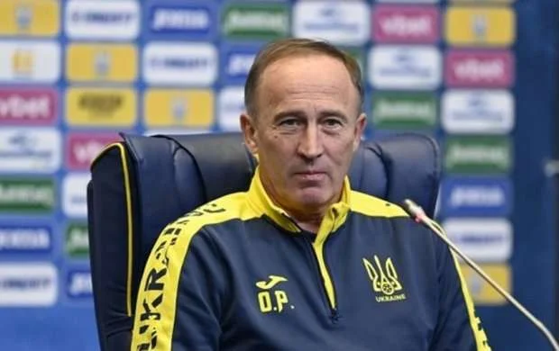 UEFA Ukrayna yığmasının baş məşqçisini cərimələdi 