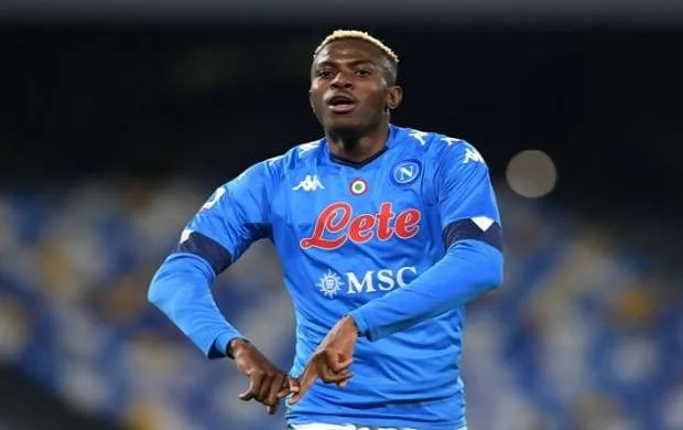 "Mançester Yunayted" "Napoli"nin hücumçusundan əl çəkmir 
