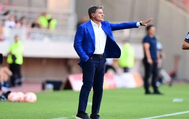 "Qarabağ"a qarşı fərqli sistemdə oynayacağıq" - "Olimpiakos"un baş məşqçisi  