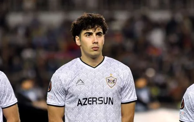 "Baş məşqçimiz hər şeyi bilir" - "Qarabağ"ın futbolçusu 