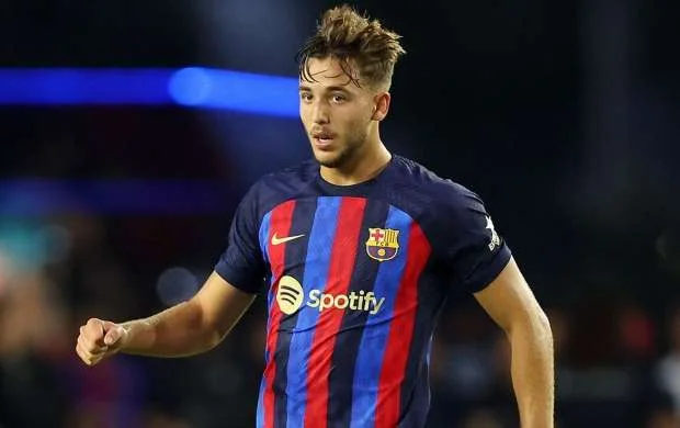 "Barselona" futbolçusunu icarədən geri çağıra bilər 
