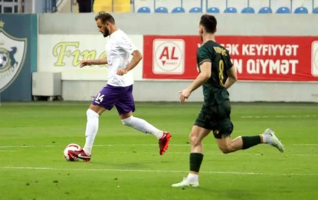 Böyük şəhərin aciz komandası 