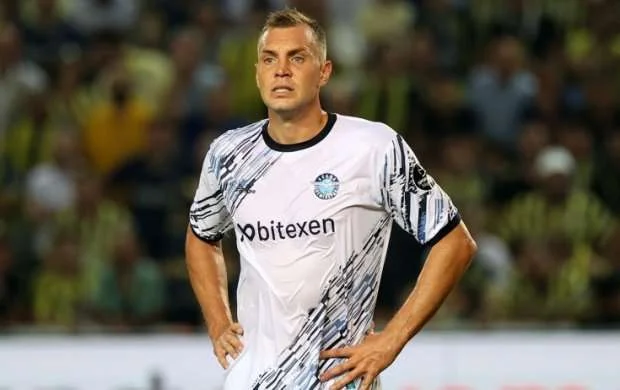 Artyom Dzyuba deputat olacaq? 