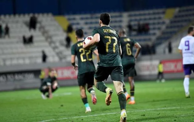 “Neftçi” Gəncədən 3 xalla döndü, “Qarabağ” itkisiz irəliləyir – Tura baxış 