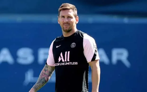 Messi ayın ən yaxşısı seçildi 