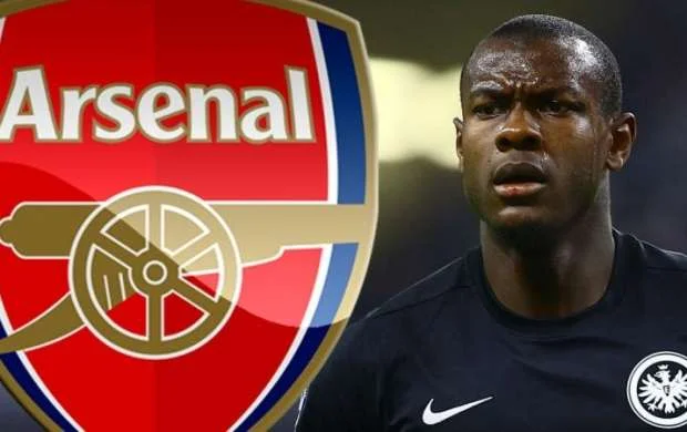 Evan Ndika "Arsenal"a keçə bilər 