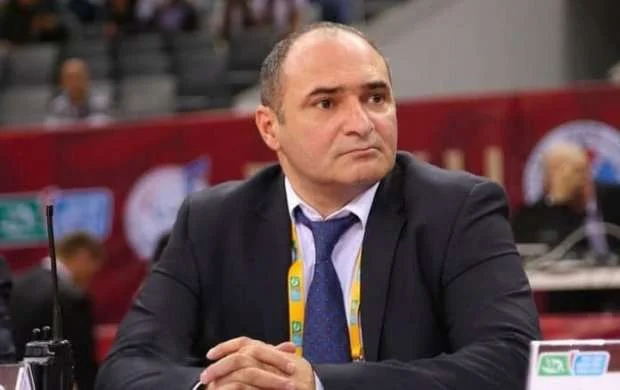Keçmiş baş katib prezidentin köməkçisi təyin olundu 
