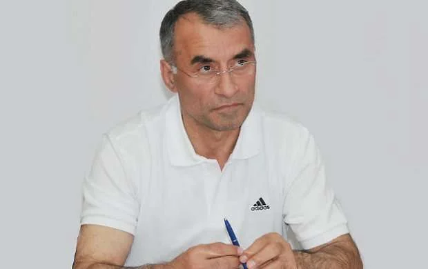 Xaqani Məmmədovdan ittihamlara cavab: "Gedib psixikasını yoxlatdırsın" 