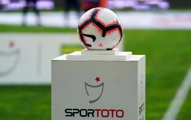 Super Liqa: "Trabzonspor"u geridönüşlə "kötəklədilər" 