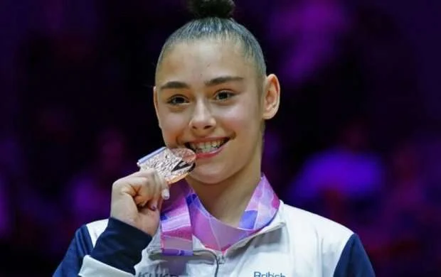 Azərbaycan əsilli gimnastdan tarixi nəticə 