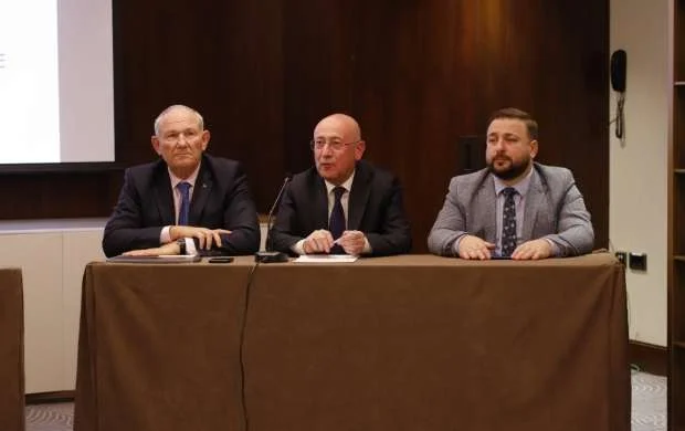Bakıdakı dünya çempionatının püşkü atıldı 