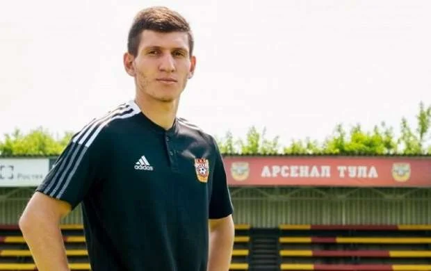 "Arsenal" azərbaycanlı futbolçunun qolu ilə geridönüş etdi 