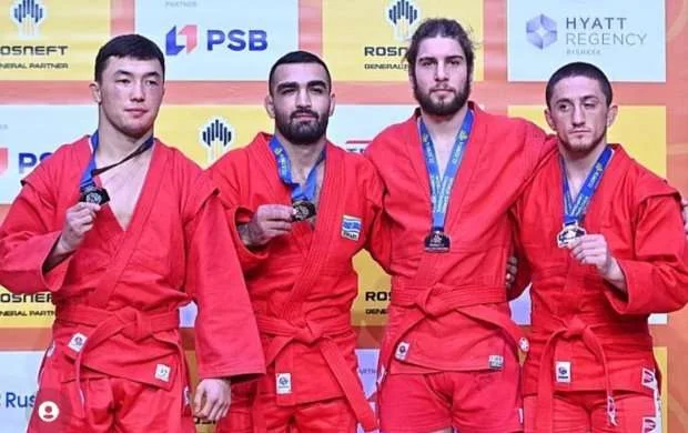 Azərbaycanlı samboçu İsrail adına dünya çempionu oldu 