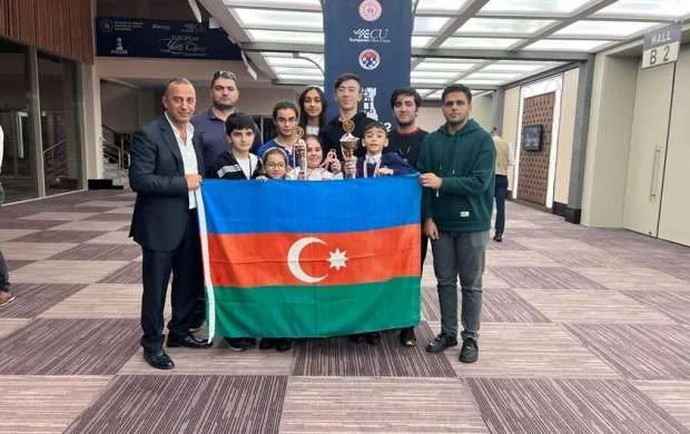 Şahmatçılarımızdan Avropa çempionatında iki medal 
