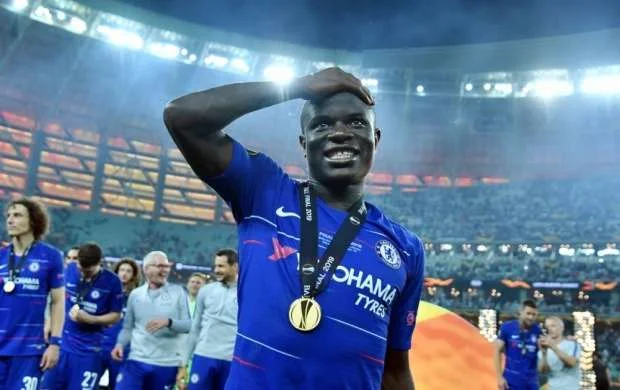 "Çelsi" Kante ilə bağlı qərar verdi 