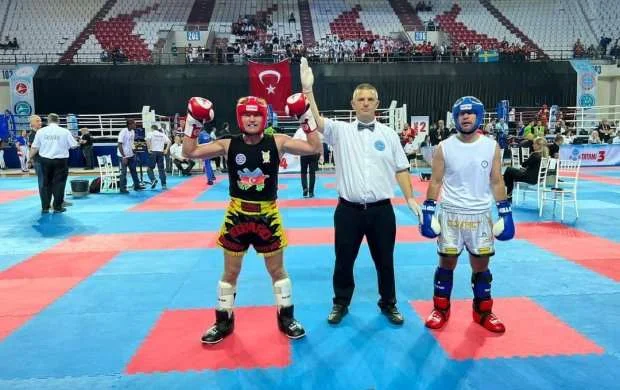 AÇ: Eduard Məmmədov üçün iki final 