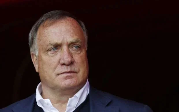 Günün transfer xəbərləri: Dik Advokat futbola qayıtdı 