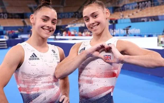 Böyük Britanıyanı təmsil edən azərbaycanlı gimnastlar Bakıya gələcək 
