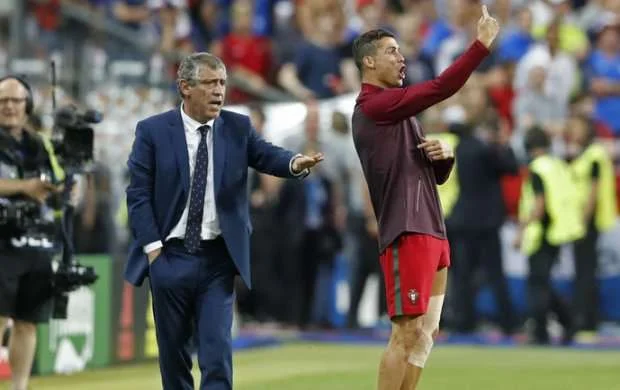 Ronaldu baş məşqçidən buna görə narazıdır 