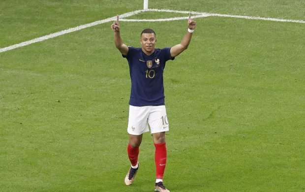 DÇ-2022: Mbappe İngiltərə ilə oyunu buraxa bilər 