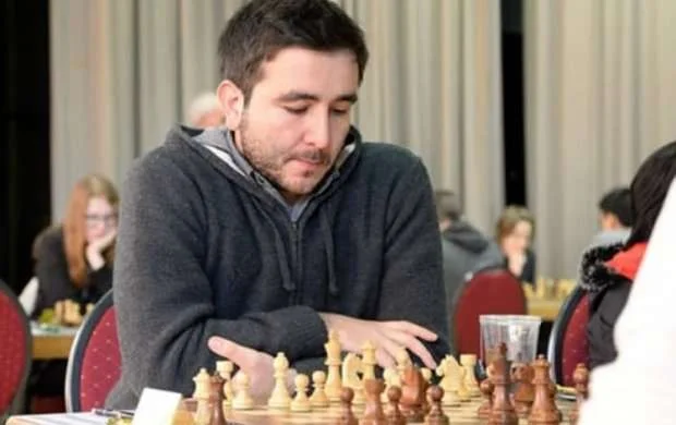 Qrossmeysterimiz İspaniyada birinci oldu 