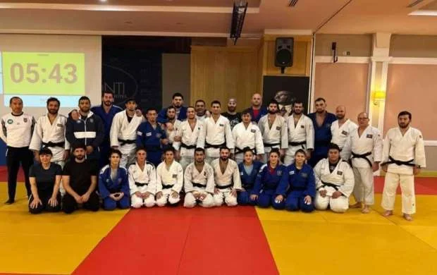 Azərbaycan cüdoçuları "Dünya Ustaları"na hazırlaşır 