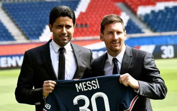 Günün transfer xəbərləri: PSJ rəhbəri Messi ilə bağlı vəziyyətdən danışdı 