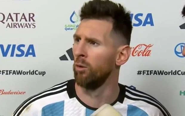Messi niderlandlı futbolçunu təhqir edib? 