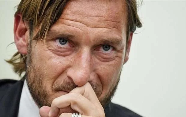 Totti özünü Ronaldu ilə müqayisə etdi 