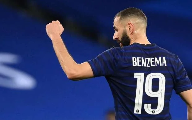 Benzema Fransa millisindəki karyerasını başa vurdu 