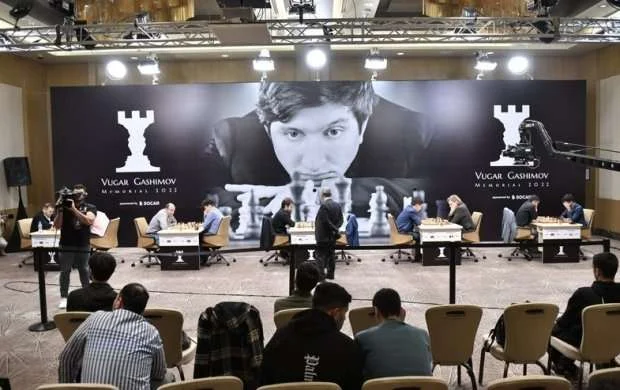 Məmmədyarov Həşimovun xatirə turnirində ilk qələbəsini qazandı 